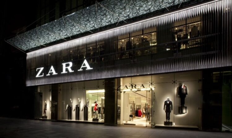 Pas kryqëzimit në botë Zara fshin fotot dhe reagon për ironinë ndaj luftës