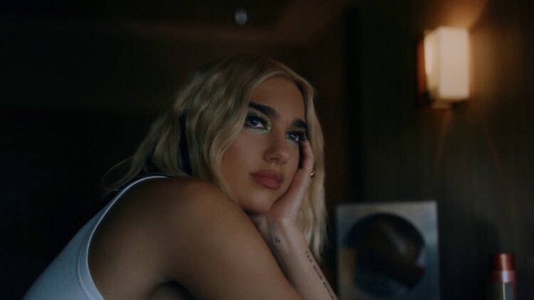 Rrëfen luftën në Kosovë, Dua Lipa bën thirrje për armëpushim në Gaza