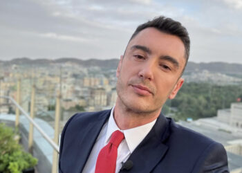 Rrëfehet për herë të parë Drini: Divorci i prindërve nuk ishte i lehtë!