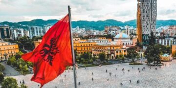 Eurostat: Kënaqësia e shqiptarëve nga jeta ndër më të ulëtat në Europë