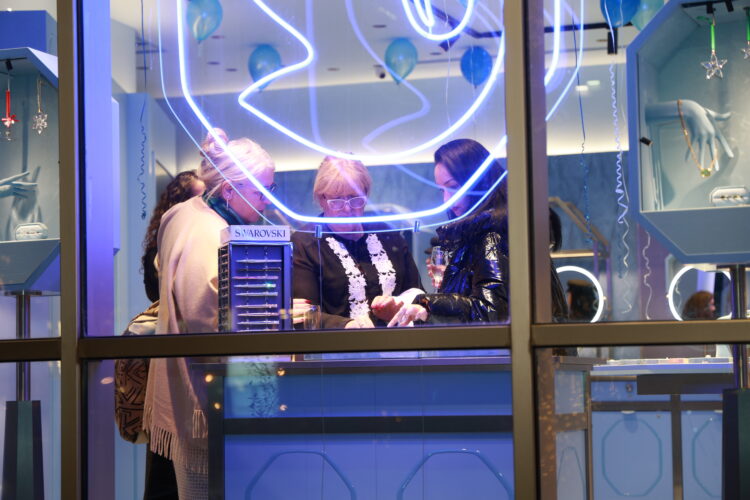 Brenda eventit magjik “Wanderlux” nga Swarovski