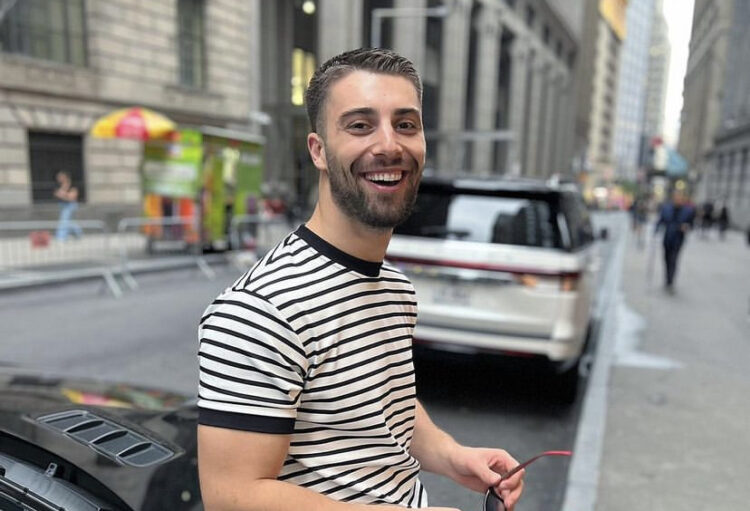 Me fjongo në kokë, Meritoni përfiton trajtim special nga Rike