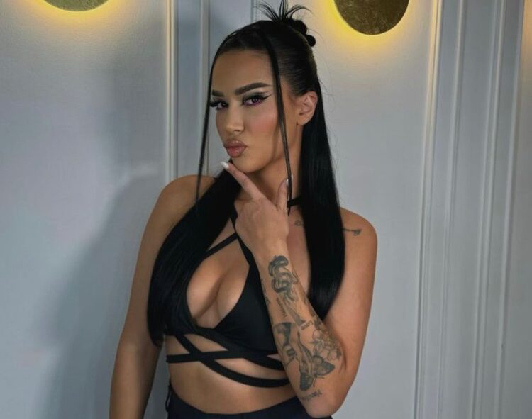 E fyer prej ndjekësve, Efi: ‘E kuptoni vetë besoj’