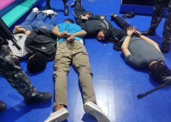 E pazakontë! Sulmojnë studion televizive në Ekuador, në pranga 13 persona