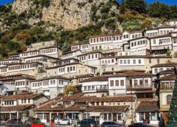 CNN rendit Shqipërinë në 10 vendet kryesore për t’u vizituar