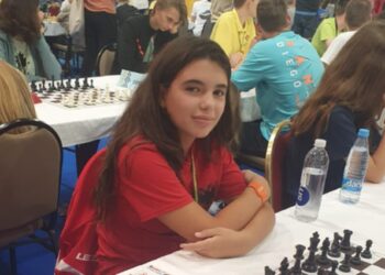 13-vjeçarja shqiptare shpallet kampione Bote dhe Europe në shah