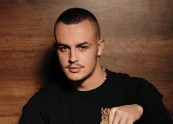 “Ndihem shumë i penduar”, Don Xhoni filmohet duke dalë nga prokuroria