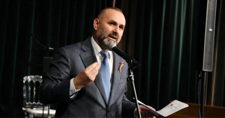 “Të rishikojmë ligjet”, reagon ministri Manja pas ngjarjes në Durrës