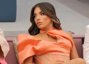 ‘Je si radio që ndizet në mëngjes’, debate mes Shqipes dhe Blerandos