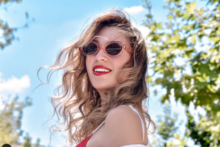 Arnita nuk fitoi kupën, por një mikeshë shumë të mirë në ‘DWTS’