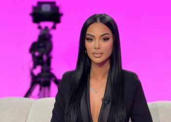 U komentua për ndërhyrje plastike, Kaderi rrëfen të vërtetën