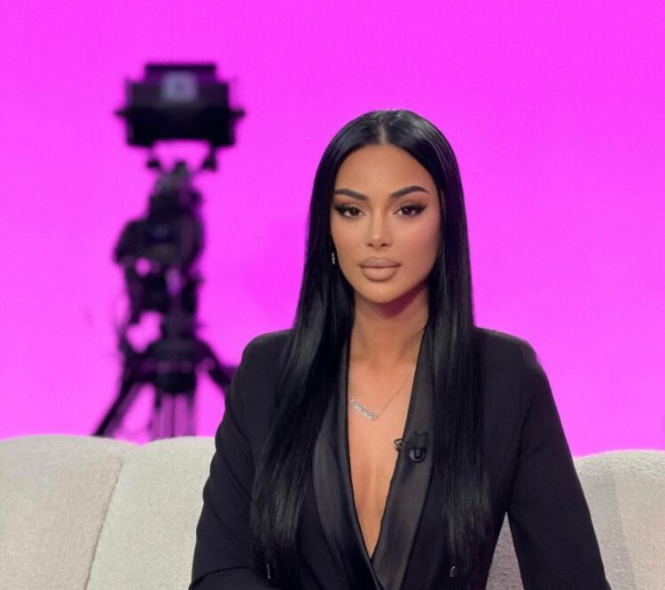 U komentua për ndërhyrje plastike, Kaderi rrëfen të vërtetën