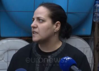 Flasin nëna dhe tezja e Sibora Abedinit: “Nuk ka vrarë veten, e vranë”