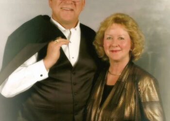 Vdiq 7 vjet më parë, por ende i dërgon gruas lule çdo Shën Valentin