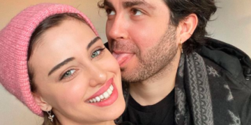 “Do doja të ishe këtu” Dojna Mema rrëfen lidhjen në distancë me Vlashentin