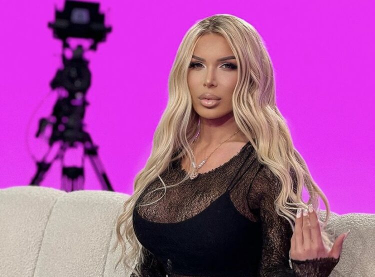 ‘Mos më thuaj mua mos fol kështu kur vetë flet më zi!’/ Edona për Santianën