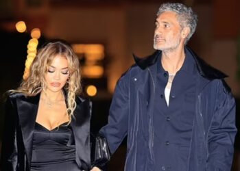 Ja sesi e thërret me përkëdheli Taika Watiti në shqip Rita Orën