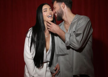 Kaderi dhe nëna e Lumbardhit festojnë së bashku pas fitores së tij (VIDEO)