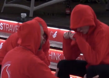 Heidi përlotet në oborr/ Romeo: Të kam zemër moj