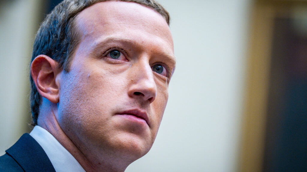 Zuckerberg u kërkon falje prindërve të fëmijëve të shfrytëzuar në internet