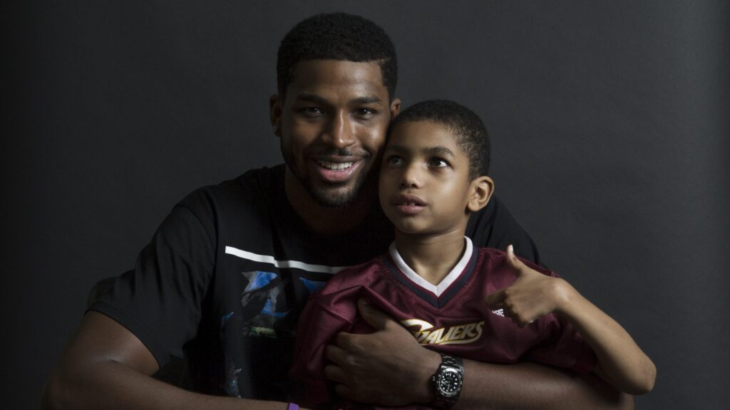 Gjykata vendosi se kush do marrë kujdestarinë e vëllait të Tristan Thompson