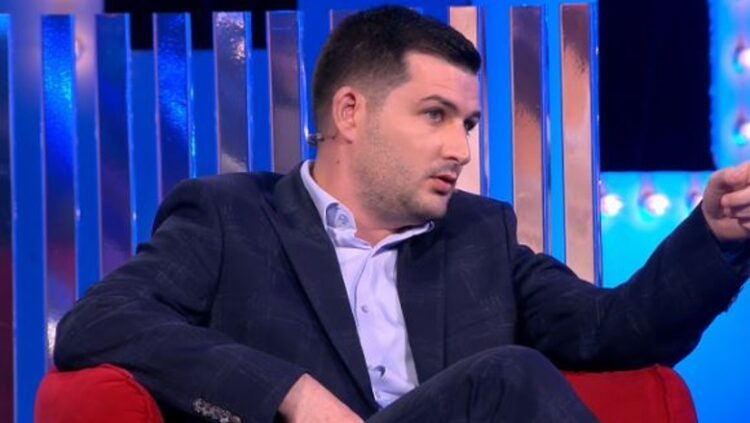 ‘Nuk dini të luani, s’keni strategji’/ Arbri kritikon banorët