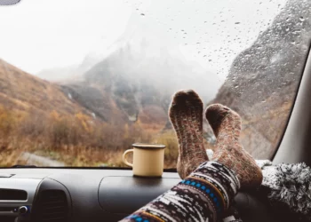 Dy shenjat e horoskopit që do të bëjnë çfarë të duan sot