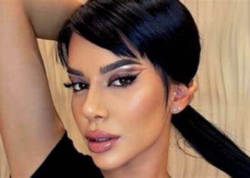 Efi përballet me një situatë të pakëndshme me ndjekësin, i publikon emrin