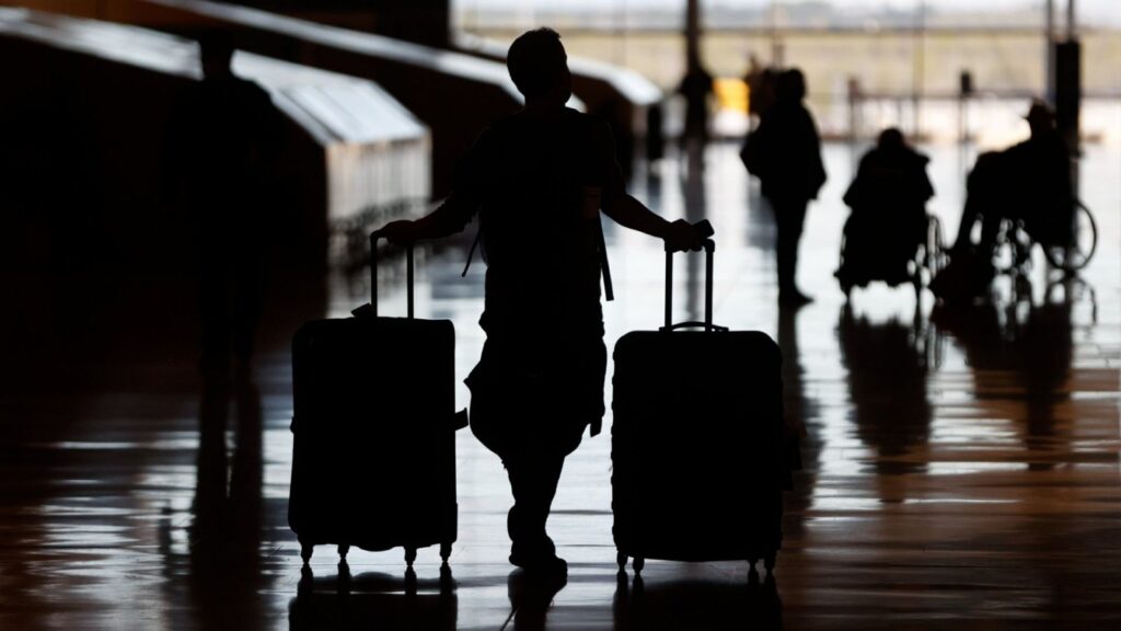 Përshpejtohet sërish emigracioni, aplikimet për azil në nëntor