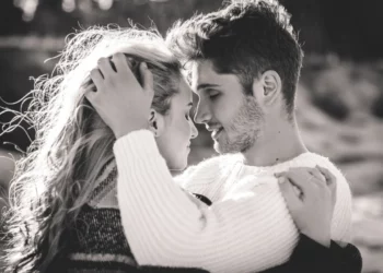 Me këto shenja të horoskopit do të krijoni familje me themele të forta