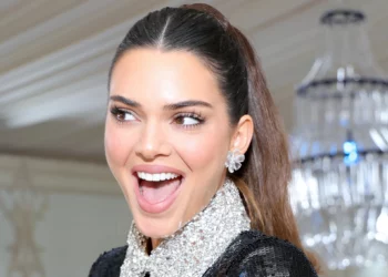 Çdo gjë për të cilën Ujori bën dhe mburret