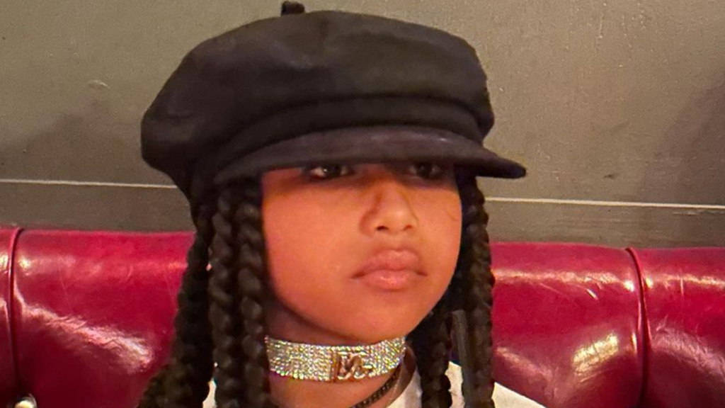 North West, artistja më e re në Top 50 të Spotify me debutimin e Vultures 1