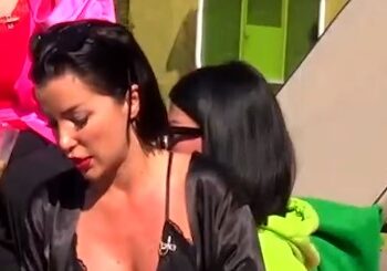 “Flet për kafshët dhe i ha ato”/ Gazi ‘përplaset’ me Rozën