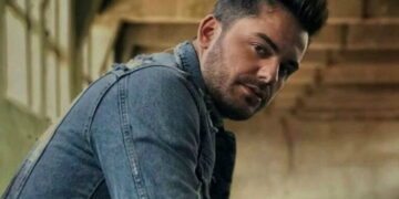 U kritikua ashpër pasi pranoi dhunën mbi të dashurën, reagon Shpat Kasapi