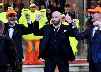 15 minuta shfaqje në Sanremo, shifra e çmendur që mori John Travolta