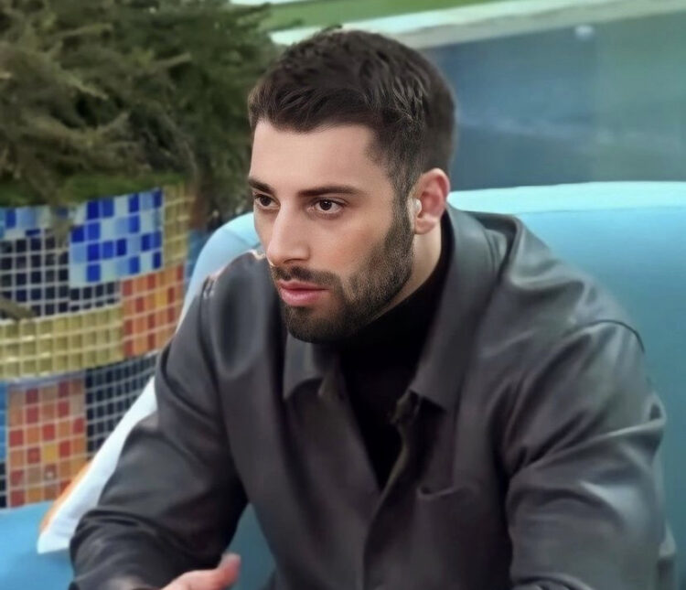 E papritur! Meritoni largohet nga shtëpia, ja cila është arsyeja