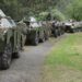 Video: Ushtria serbe vendos tanke në kufirin e Kosovës