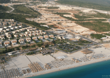 Neni 28 ndihmoi Belerin dhe po “detyron” shqiptarët të shpallen grekë