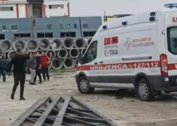 E rëndë në Lushnje/ 2 viktima, disa të plagosur, mes tyre deputeti i PS