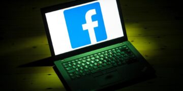 Bie Instagram dhe Facebook/ Çfarë ndodhi këtë herë?