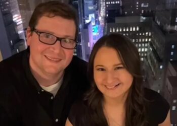 Doli nga burgu 9 vite pasi vrau nënën, Gypsy Rose ndahet nga partneri