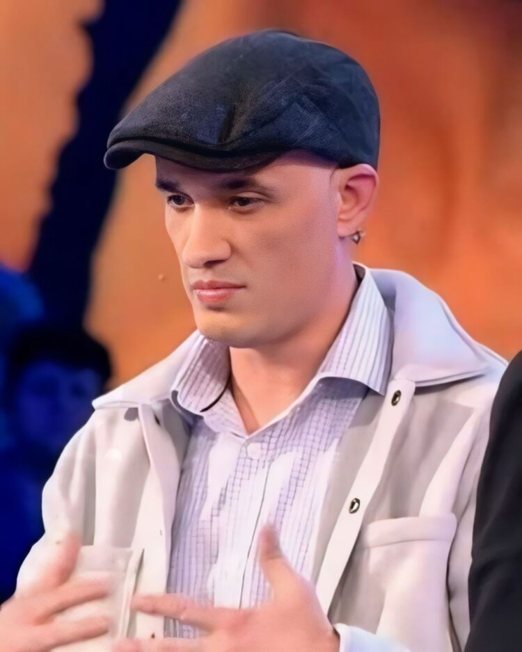 Jetmiri i revoltuar: Juli ose është kokëbosh ose delirant!