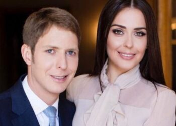 “Ti preke me dorë babain”/ Dalin pamjet e dhunës brenda Pallatit Mbretëror