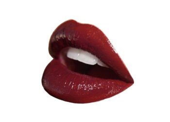 Një e vërtetë për buzëkuqët që nuk e dinim deri më tani