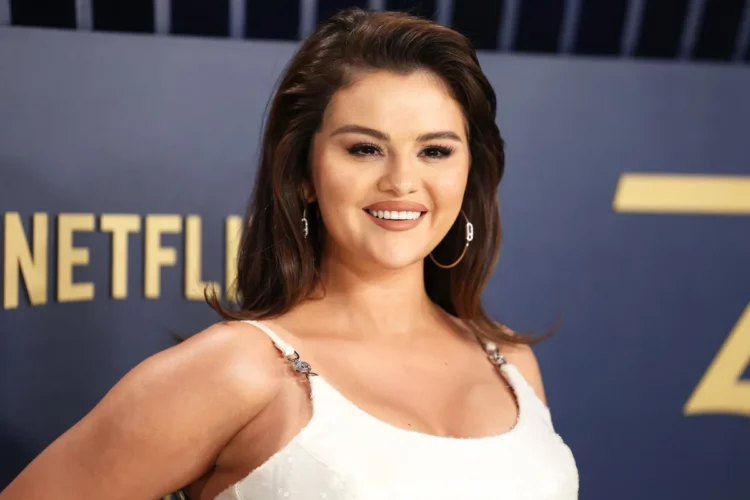 Selena Gomez drejt rrugës për t’u bërë një nga njerëzit më të pasur në botë