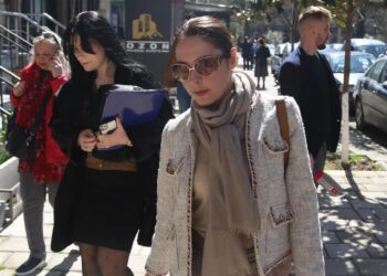 Elia Zaharia e vetme në Gjykatë, mungon Leka II, ç’ndodhi seancën e sotme?