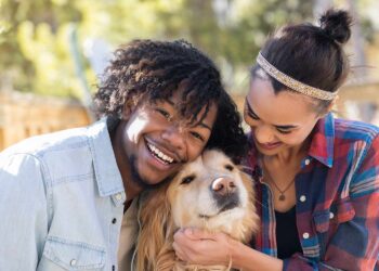 Studimi: Ndërveprimi me qentë përmirëson shëndetin mendor