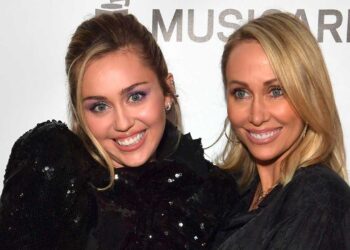 Mamaja e Miley Cyrus për drogën: “Po ta pija më herët do isha nënë e mirë”