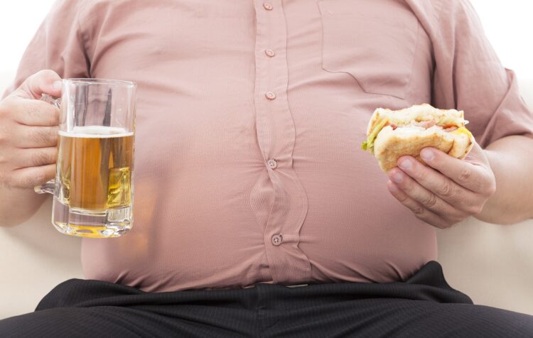 Shifra alarmante, obeziteti në botë tejkalon mbi 1 miliardë njerëz