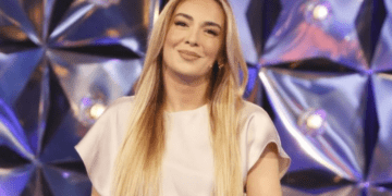 “Nominojeni dhe çojeni në shtëpi”/ Ish-opinionisti ironizon Ori Nebijajn